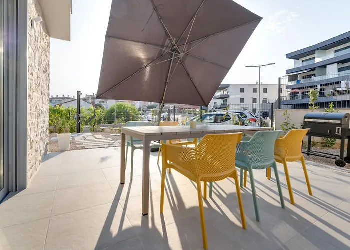 Neue Moderne Smokva 1 Mit Pool By Interhome Krk Town