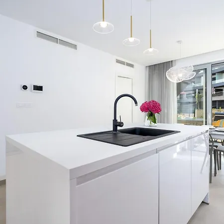 Neue Moderne Smokva 1 Mit Pool By Interhome * Krk Town