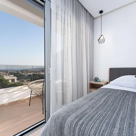 Neue Moderne Smokva 1 Mit Pool By Interhome * Krk Town