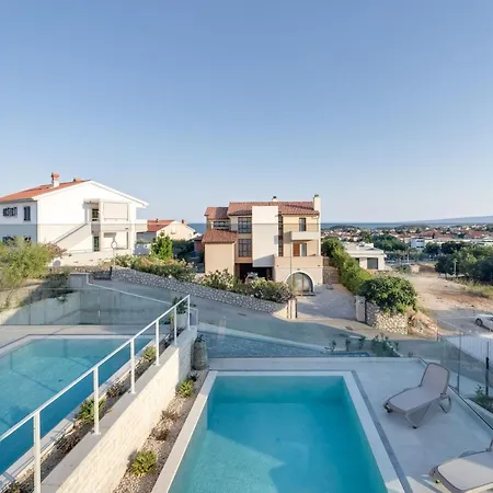 Neue Moderne Smokva 1 Mit Pool By Interhome
