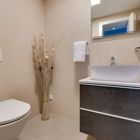 Сasa de vacaciones Neue Moderne Smokva 1 Mit Pool By Interhome *