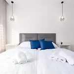 Neue Moderne Smokva 1 Mit Pool By Interhome *